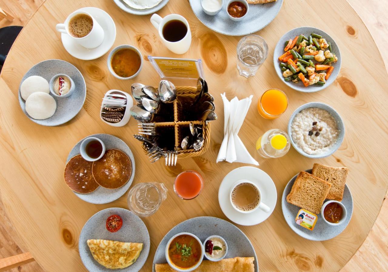 Bloom Hotel - Gachibowli Hyderabad Luaran gambar