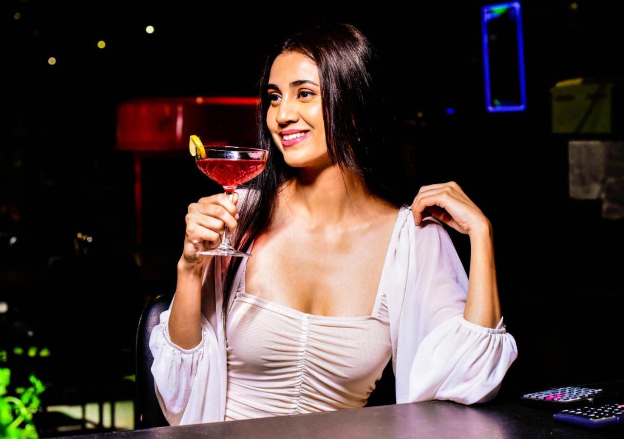 Bloom Hotel - Gachibowli Hyderabad Luaran gambar