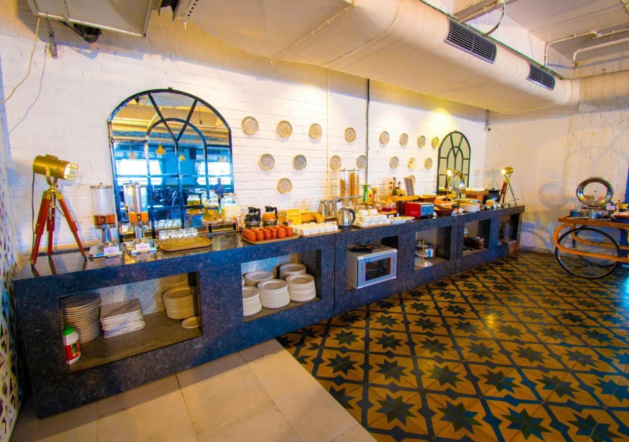Bloom Hotel - Gachibowli Hyderabad Luaran gambar