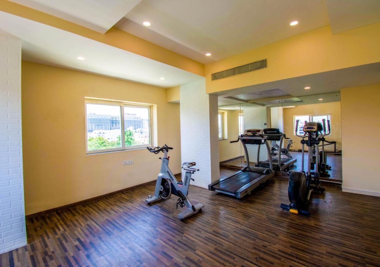 Bloom Hotel - Gachibowli Hyderabad Luaran gambar